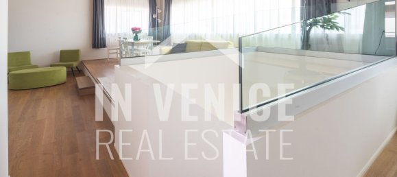 8 rooms Duplex in Venice, Italy No. 122134 13