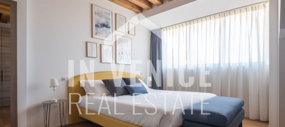 8 rooms Duplex in Venice, Italy No. 122134 18