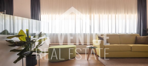 8 rooms Duplex in Venice, Italy No. 122134 3