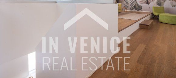 8 rooms Duplex in Venice, Italy No. 122134 14