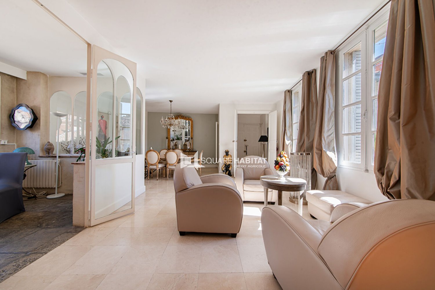 3 bedrooms Apartment in Rhone, France No. 350854