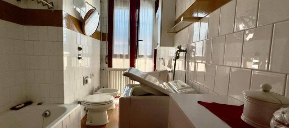 1 bedroom Apartment in Desio, Italy No. 321472 9