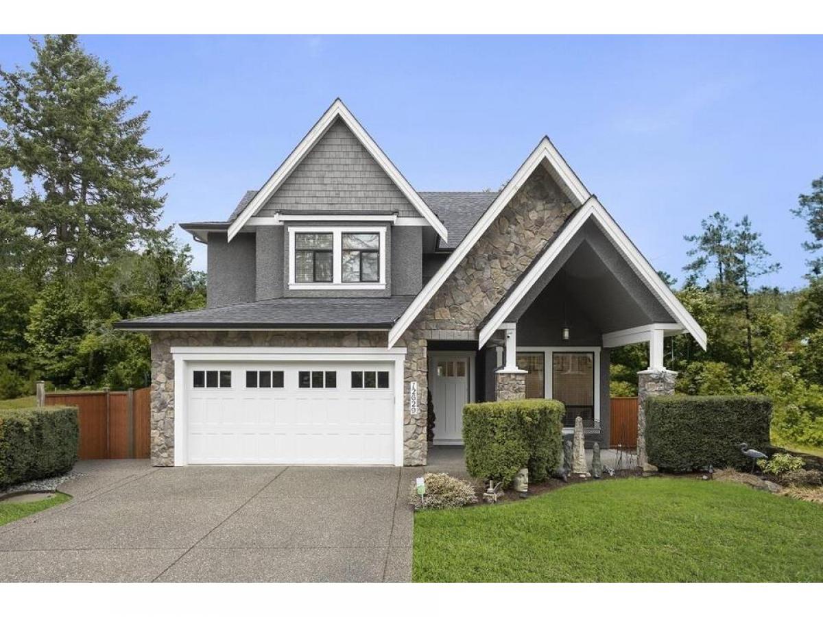 4 bedrooms House in British Columbia, Canada No. 1163