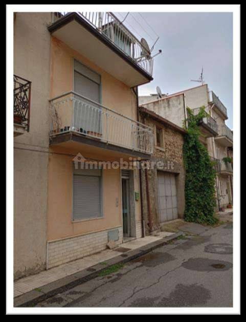 2-Zimmer Wohnung in Montalbano Elicona, Italy, Nr. 370046