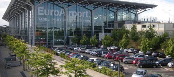 4 bedrooms Penthouse in Saint-Louis, France No. 94241 3