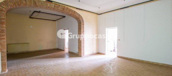 70m² Commercial property in Inveruno, Italy No. 180807 5