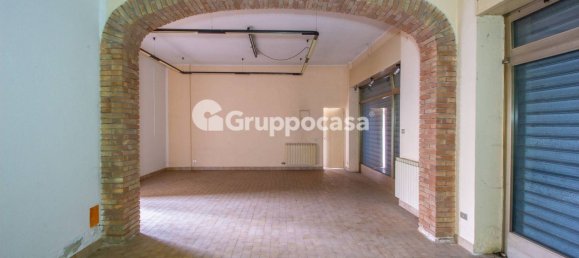 70m² Commercial property in Inveruno, Italy No. 180807 12