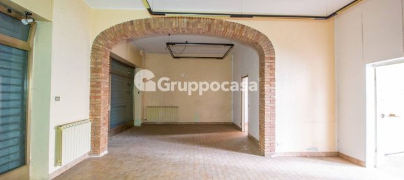 70m² Commercial property in Inveruno, Italy No. 180807 7