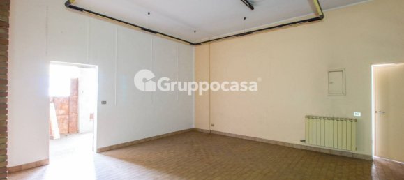 70m² Commercial property in Inveruno, Italy No. 180807 38