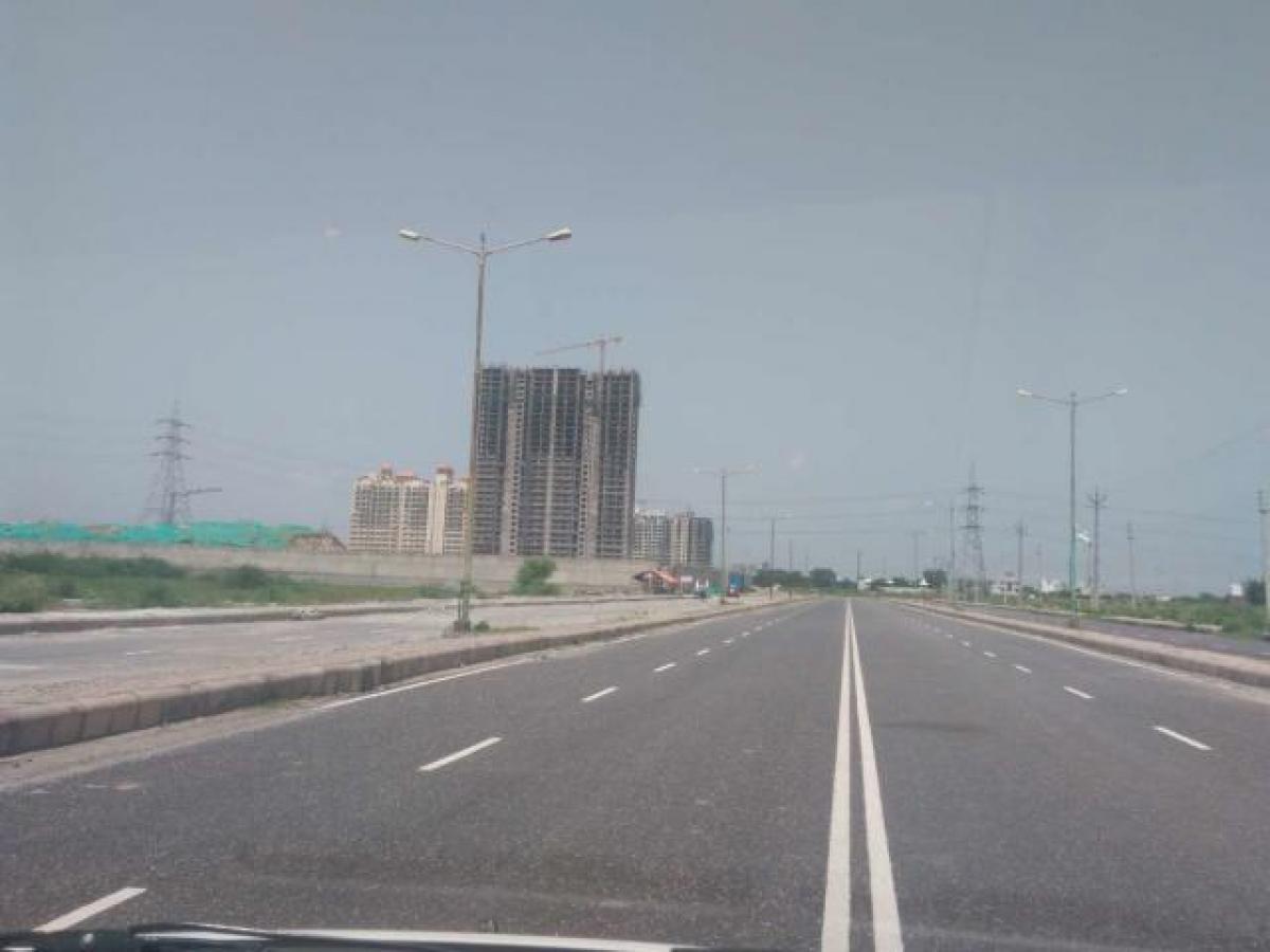  Land in Faridabad, India No. 35484