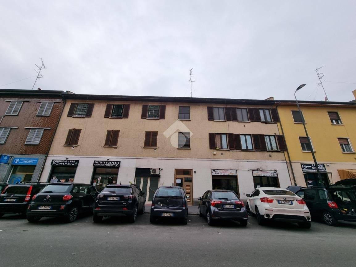 3 bedrooms Apartment in Milan, Italy No. 241428