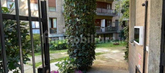 Apartamento de 1 dormitorio en Milan, Italy No. 354136 3