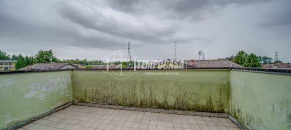 Apartamento de 3 habitaciónes en Sumirago, Italy No. 305179 16