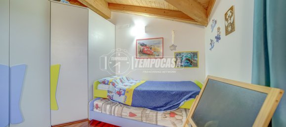 Apartamento de 3 habitaciónes en Sumirago, Italy No. 305179 14