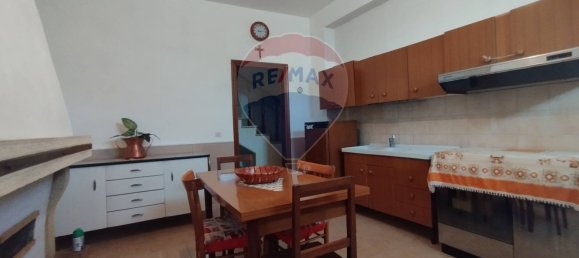 Casa de 4 dormitorios en Castel di Ieri, Italy No. 347983 9