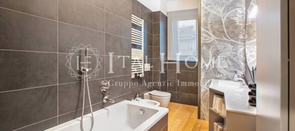 Apartamento de 4 dormitorios en Bergamo, Italy No. 370124 12
