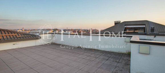 Apartamento de 4 dormitorios en Bergamo, Italy No. 370124 19
