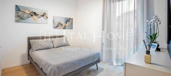 Apartamento de 4 dormitorios en Bergamo, Italy No. 370124 15