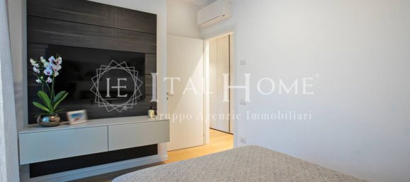 Apartamento de 4 dormitorios en Bergamo, Italy No. 370124 16
