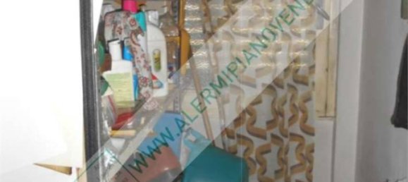 2 bedrooms Apartment in Milan, Italy No. 372604 3