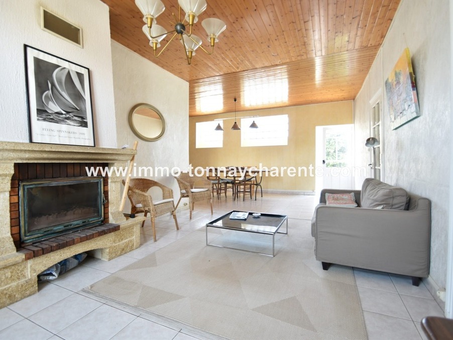 5 chambres Maison à Tonnay-Charente, France No. 292596