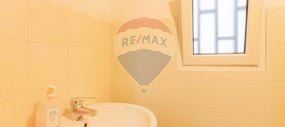 Oficina de 5 habitaciónes en Bari, Italy No. 266451 13