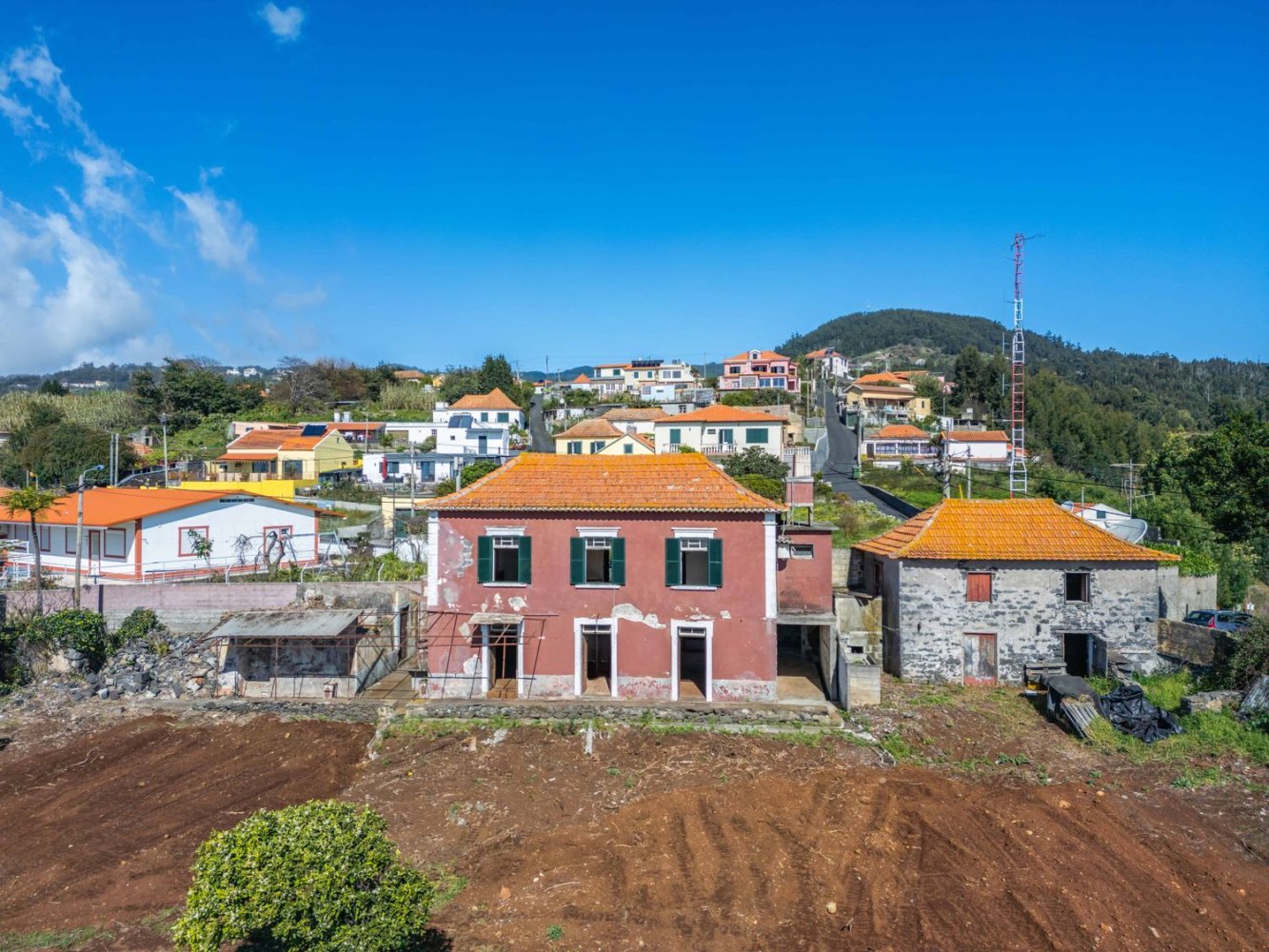 7 bedrooms House in Santa Cruz, Portugal No. 206344