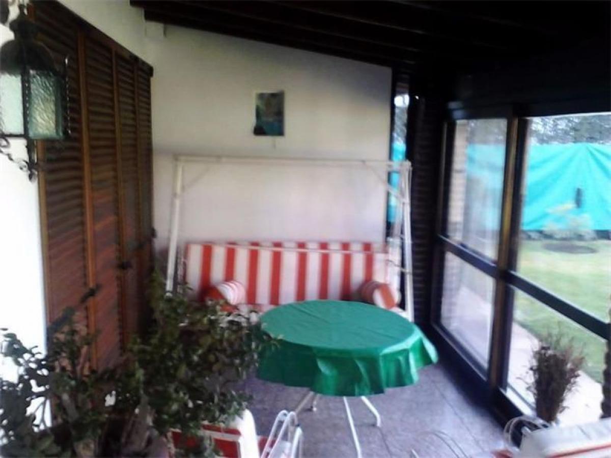 4 bedrooms Farm in San Miguel, Argentina No. 121815