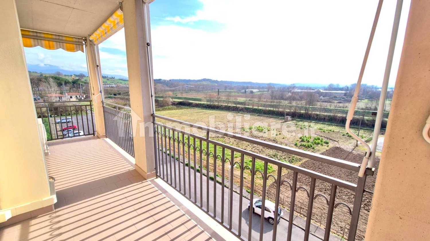 2 Schlafzimmer Wohnung in Montevarchi, Italy, Nr. 52098