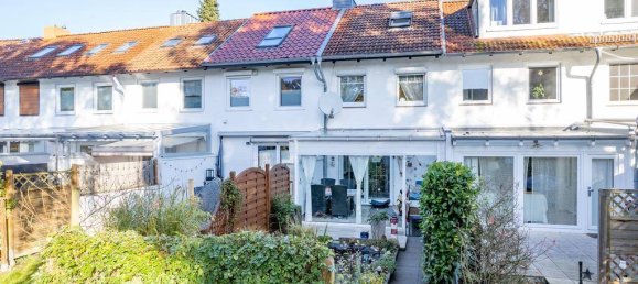 3-salle Maison de ville à Stormarn, Germany No. 21437 2