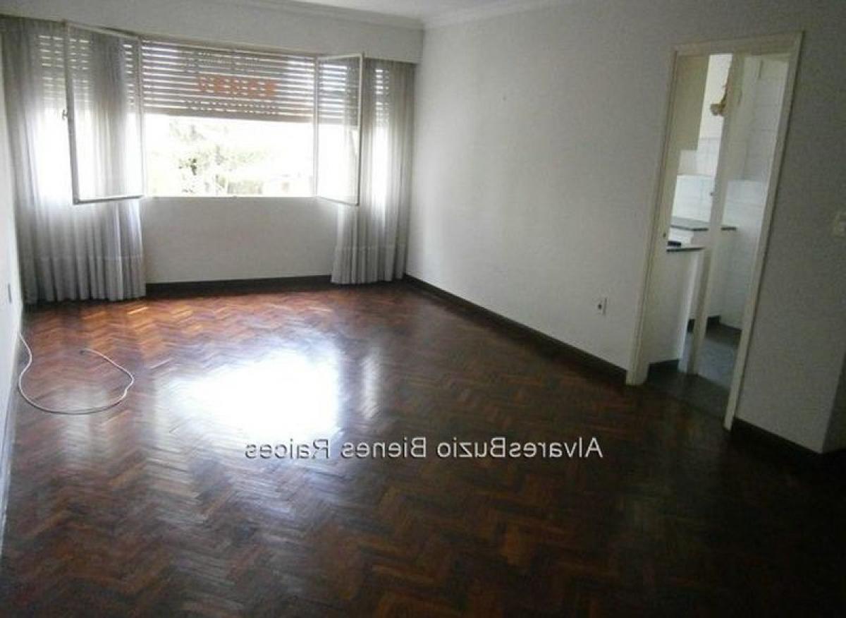 3 bedrooms Apartment in Montevideo, Uruguay No. 4536