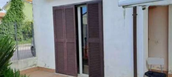 Casa de 8 divisões em Latina, Italy N.º 81994 5