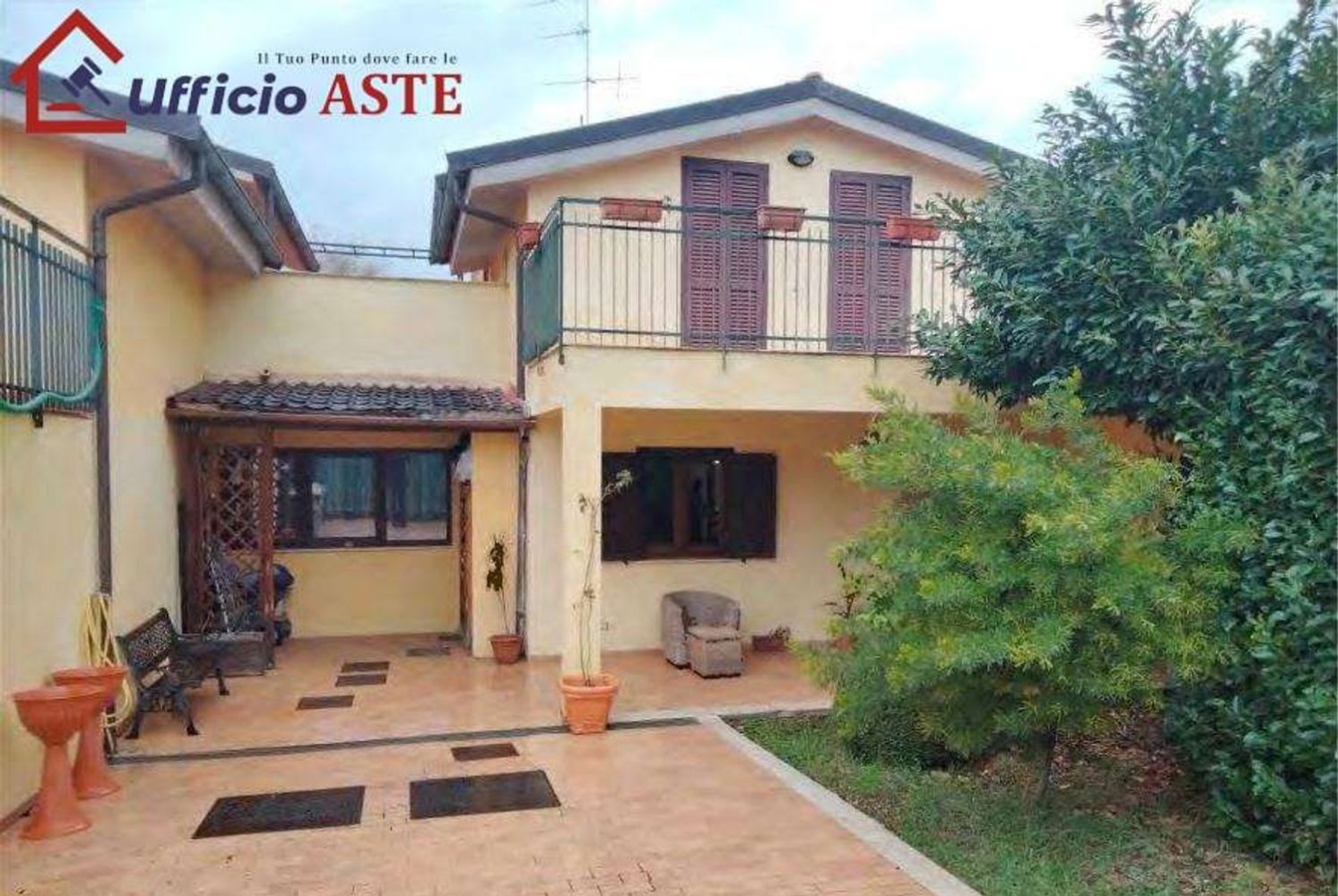 7 rooms House in Perugia, Italy No. 44197