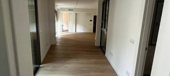 3 rooms Apartment in Parma, Italy No. 40818 23