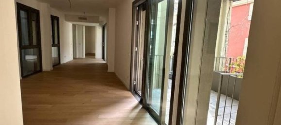 3 rooms Apartment in Parma, Italy No. 40818 24