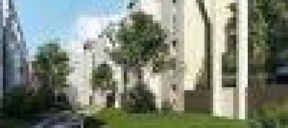 3 rooms Apartment in Parma, Italy No. 40818 12