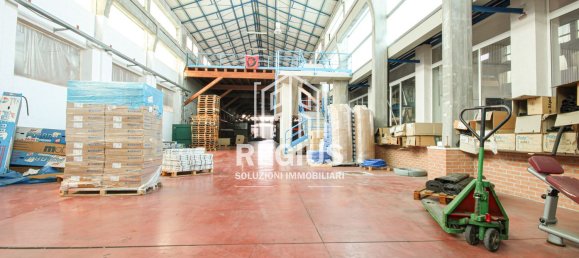 Almacén en Venice, Italy 3888 m² No. 286405 3