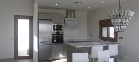 3 bedrooms Villa in Torrevieja, Spain No. 125690 10