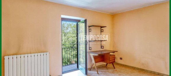 3 bedrooms House in Varese, Italy No. 292652 3