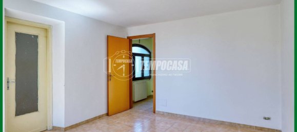 3 bedrooms House in Varese, Italy No. 292652 14