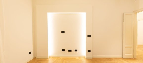 3 bedrooms Apartment in Milan, Italy No. 314199 11