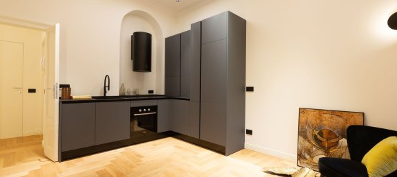 3 bedrooms Apartment in Milan, Italy No. 314199 16