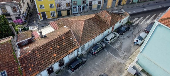 2 bedrooms House in Porto, Portugal No. 23672 4