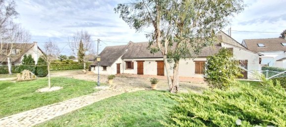 4 bedrooms House in Saint-Pere-sur-Loire, France No. 158897 3