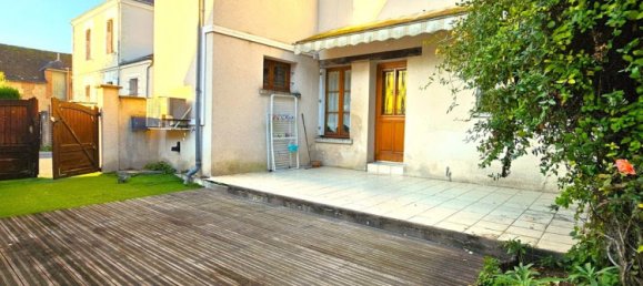 3 Schlafzimmer Haus in Villedomer, France, Nr. 53195 8