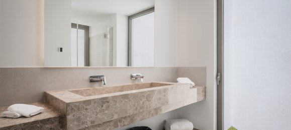 3 غرف نوم فيلا في Estepona, Spain رقم 4646 8