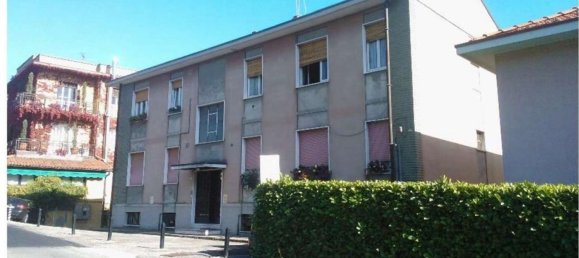 4-salle Appartement à Viganò, Italy No. 1716 2