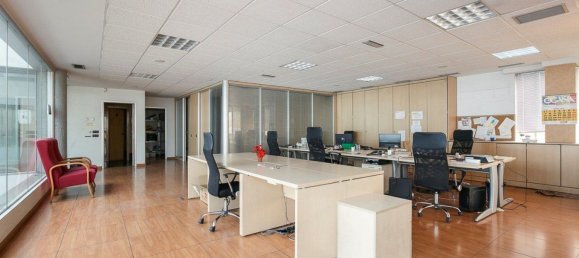Офис 2329м² в Армилья, Испания № 151246 66