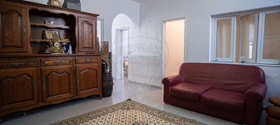 3 bedrooms House in Nazare, Portugal No. 23755 9