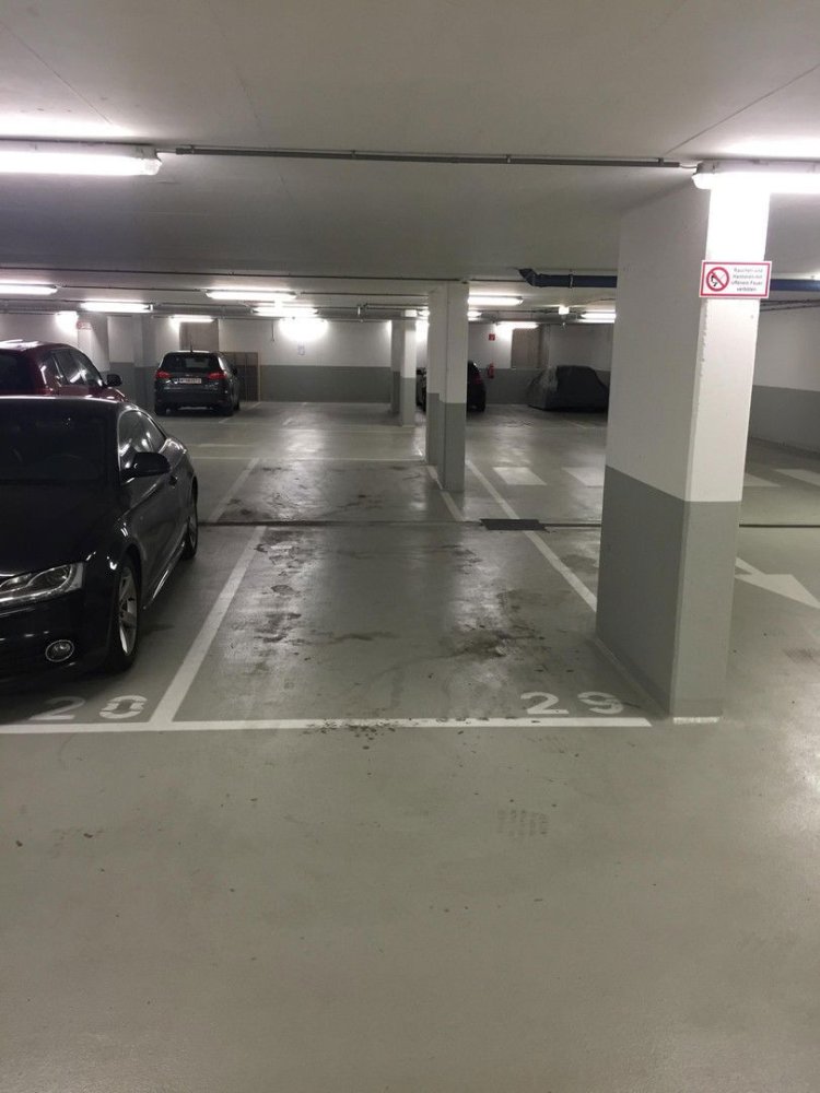 Garage in Mariahilf, Austria, Nr. 153770